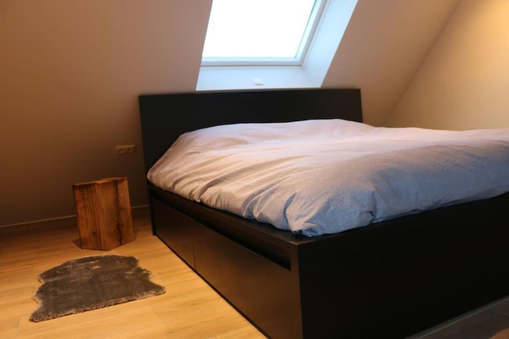 Momaison Charmant Landelijk Appartement Knesselare ภายนอก รูปภาพ