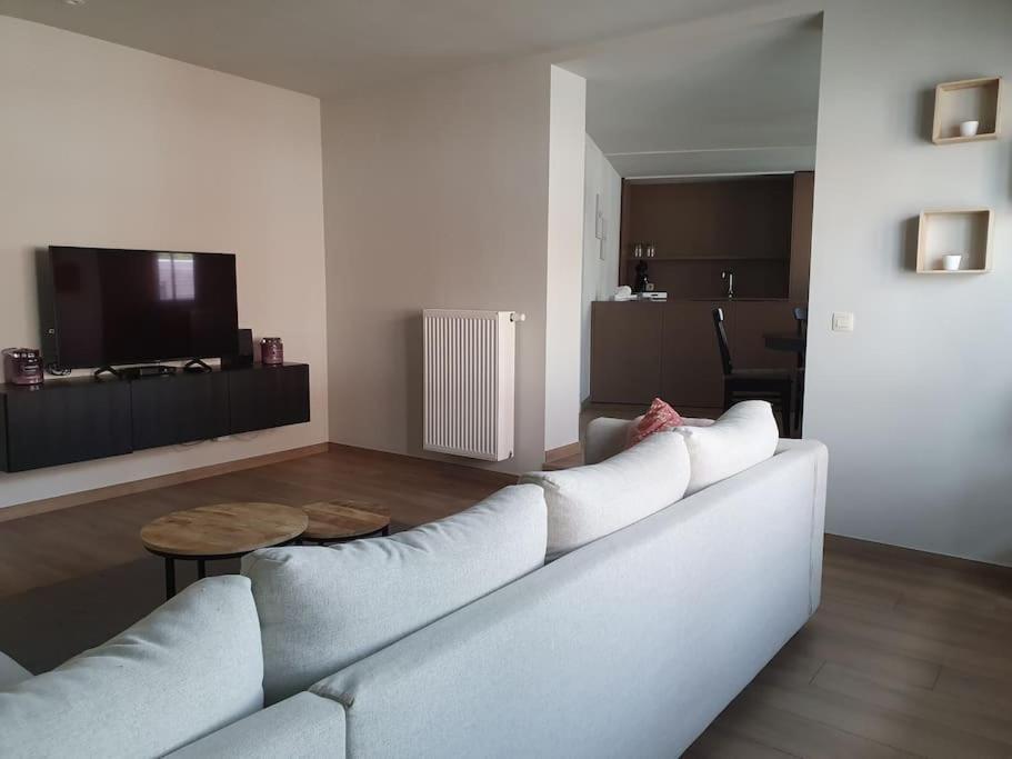 Momaison Charmant Landelijk Appartement Knesselare ภายนอก รูปภาพ