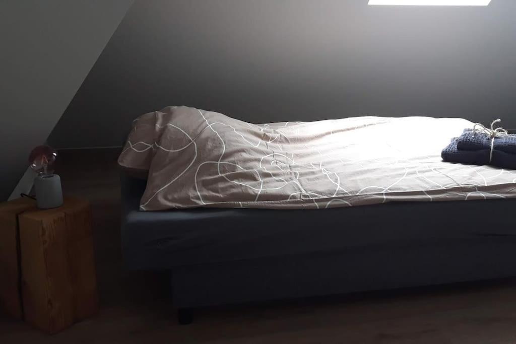 Momaison Charmant Landelijk Appartement Knesselare ภายนอก รูปภาพ