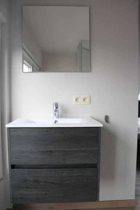 Momaison Charmant Landelijk Appartement Knesselare ภายนอก รูปภาพ