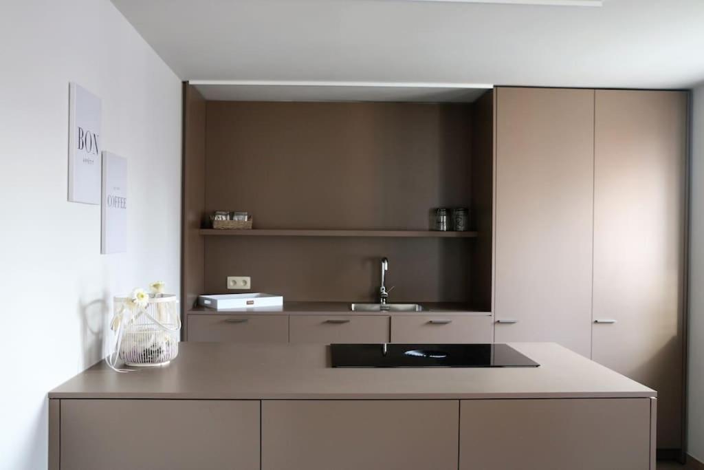 Momaison Charmant Landelijk Appartement Knesselare ภายนอก รูปภาพ